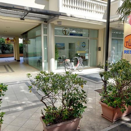 Residence Il Tulipano Riccione Zewnętrze zdjęcie