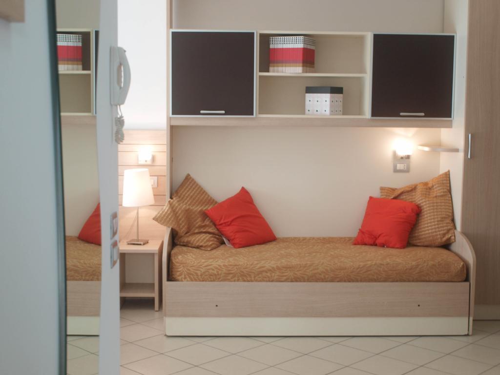 Residence Il Tulipano Riccione Zewnętrze zdjęcie